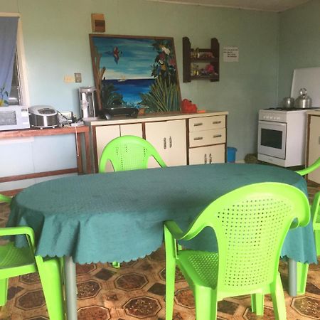 Rekona Lodge Gizo Luaran gambar