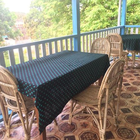 Rekona Lodge Gizo Luaran gambar