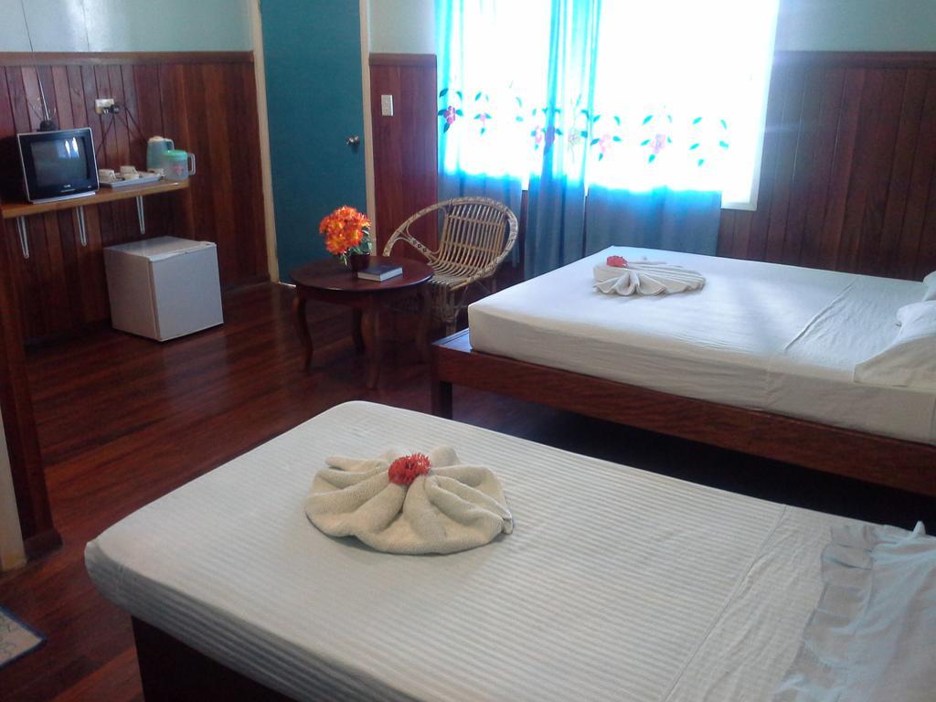 Rekona Lodge Gizo Bilik gambar