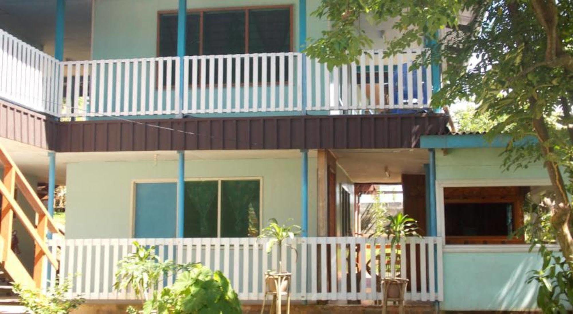 Rekona Lodge Gizo Luaran gambar