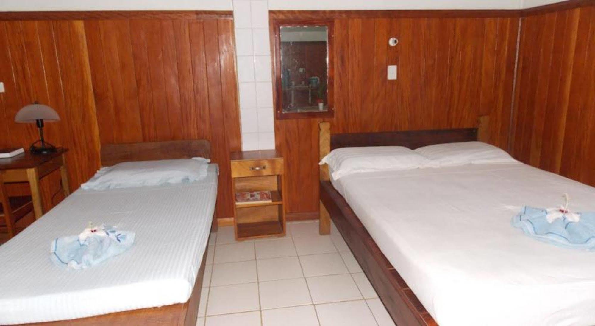 Rekona Lodge Gizo Luaran gambar