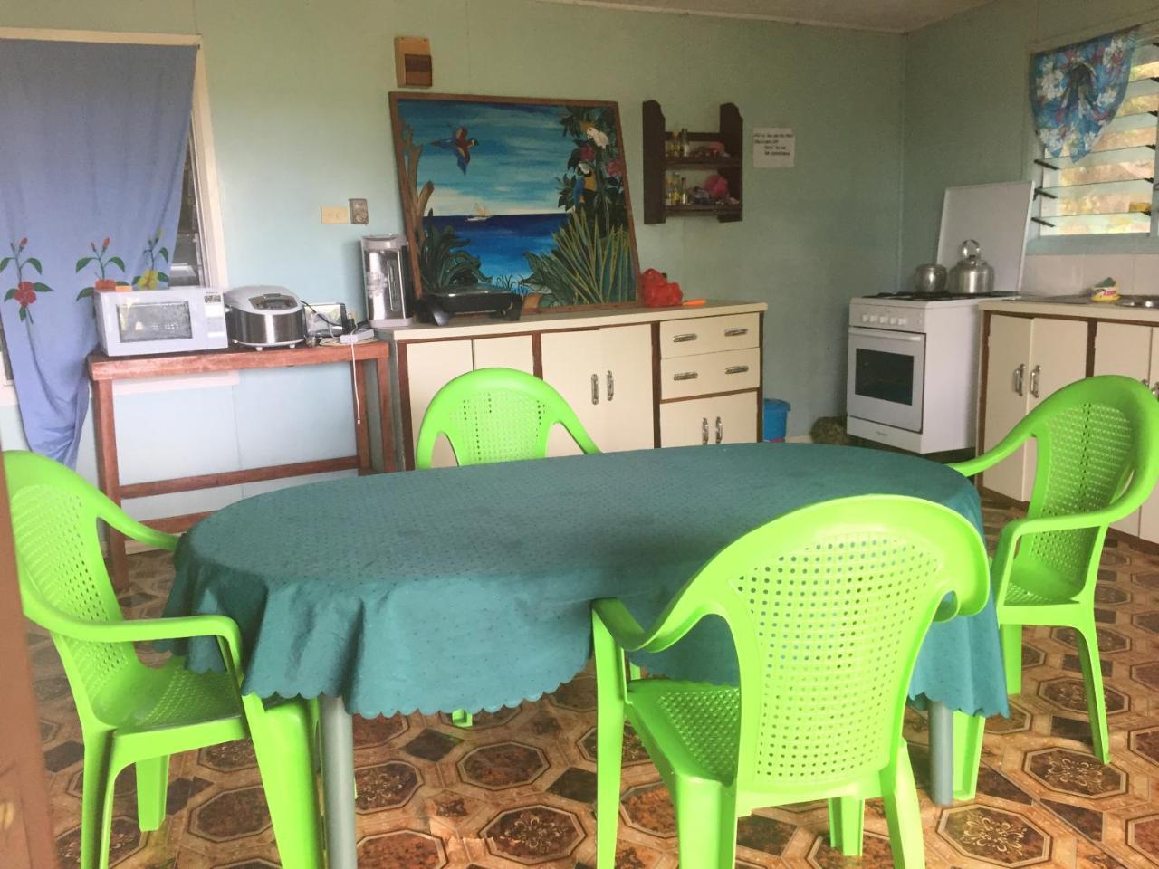Rekona Lodge Gizo Luaran gambar