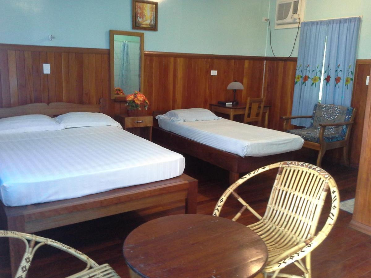 Rekona Lodge Gizo Bilik gambar